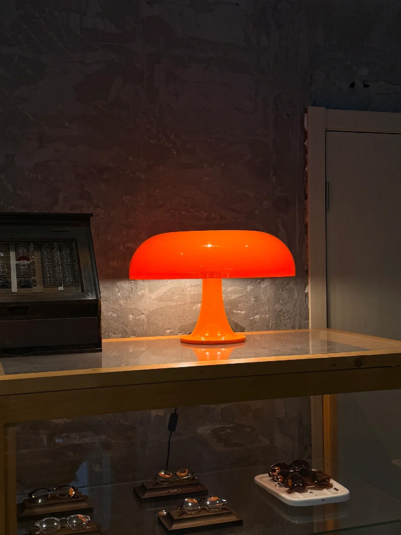 Mushroom Table Lamp - Luminária de Mesa Cogumelo Aconchegante para
